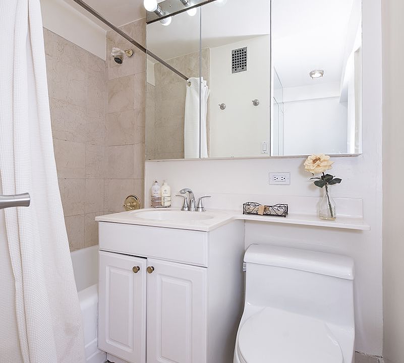 1st image of 425 E 63rd St APT E3
