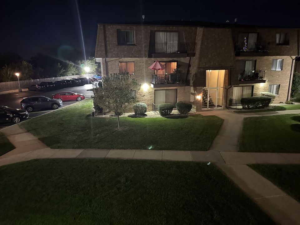 1st image of 4905 W 109th St APT 202