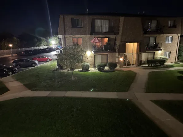 4905 W 109th St APT 202, Oak Lawn, IL 60453