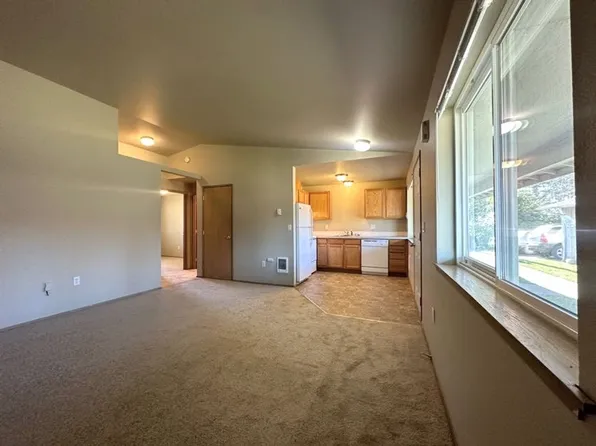 Stout 102, 102 160th St S #3, Spanaway, WA 98387