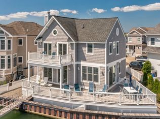 8522 Sunset Dr, Stone Harbor, NJ 08247