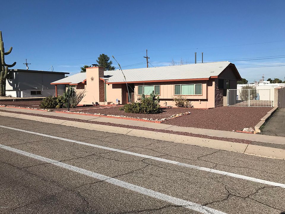 1st image of 8541 E Kenyon Dr