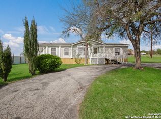 437 Lakeside Pass, New Braunfels, TX 78130