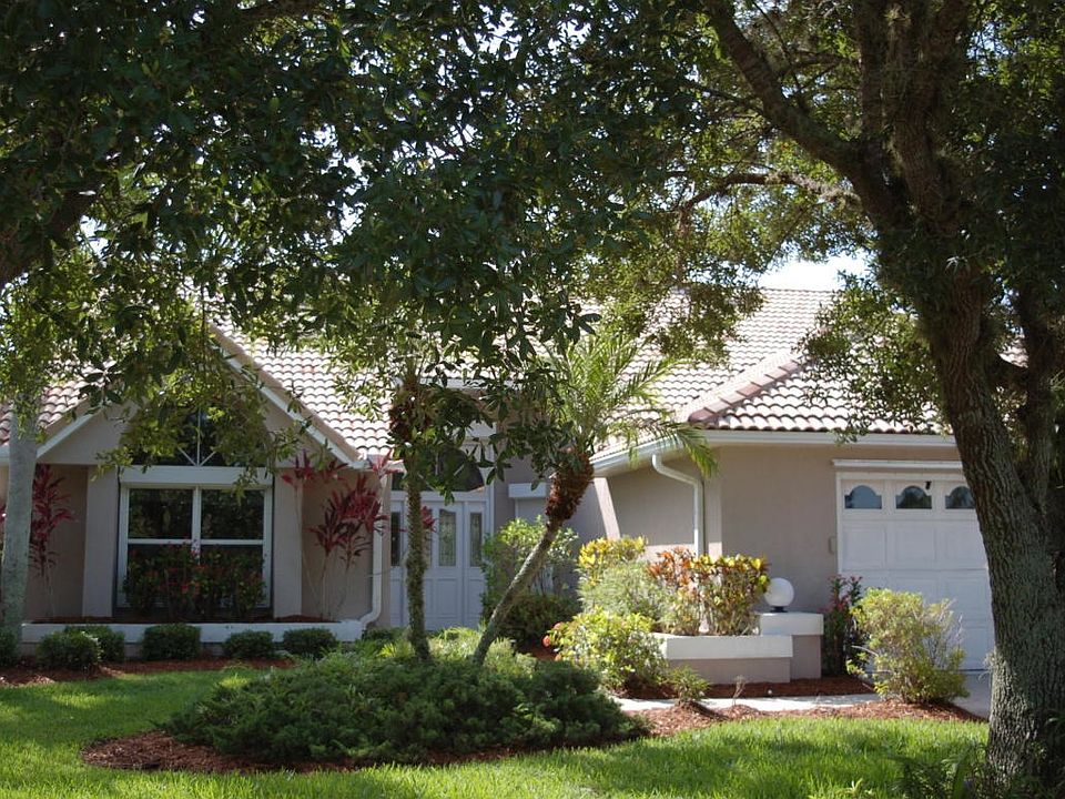 1st image of 858 Palm Brook Dr