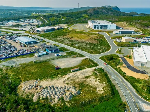 365 East White Hills Road, St Johns, NL A1C1E4