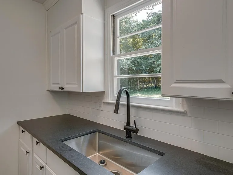 2909 Branch Ct — Photo 18