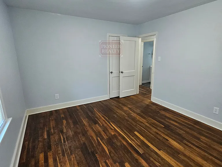 2331 Fleet Ave — Photo 27