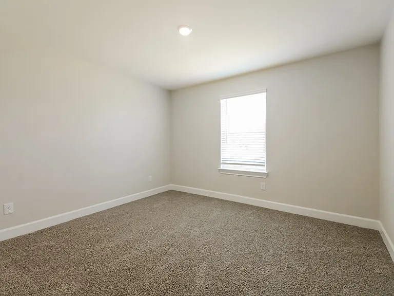 710 Princeton Hts — Photo 13