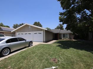 3504 Lake Crest Dr, Lake Elsinore, CA 92530