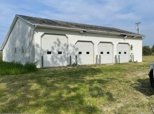 9910 N Kelch Rd, Mayville, MI 48744
