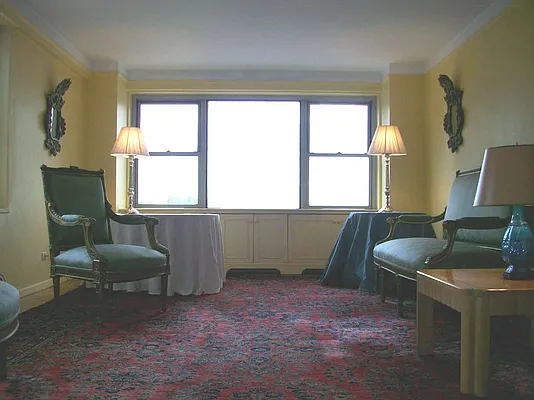 Sold by A Amzallag Realty | media 9