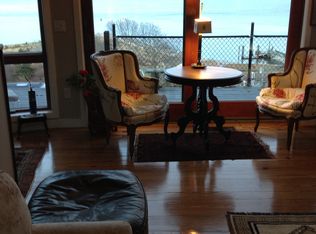 73 Governor Paine Rd, Prudence Island, RI 02872