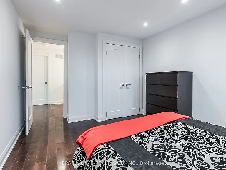 54 Campbell Ave #2 — Photo 25