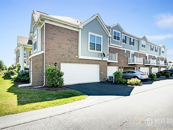 3rd image of 2634 Dunraven Ave