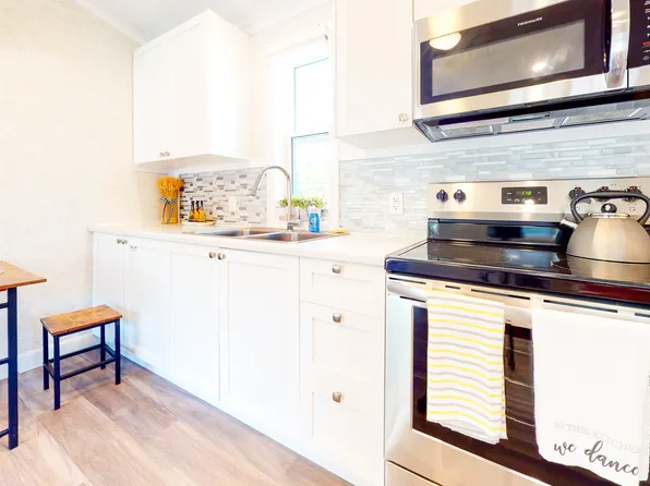 261 Point Sebago Rd #S1509, Casco, ME 04015