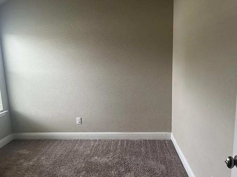 1402 Warringwood Dr — Photo 16