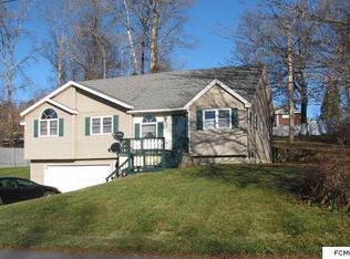 26 Northern Ter, Gloversville, NY 12078