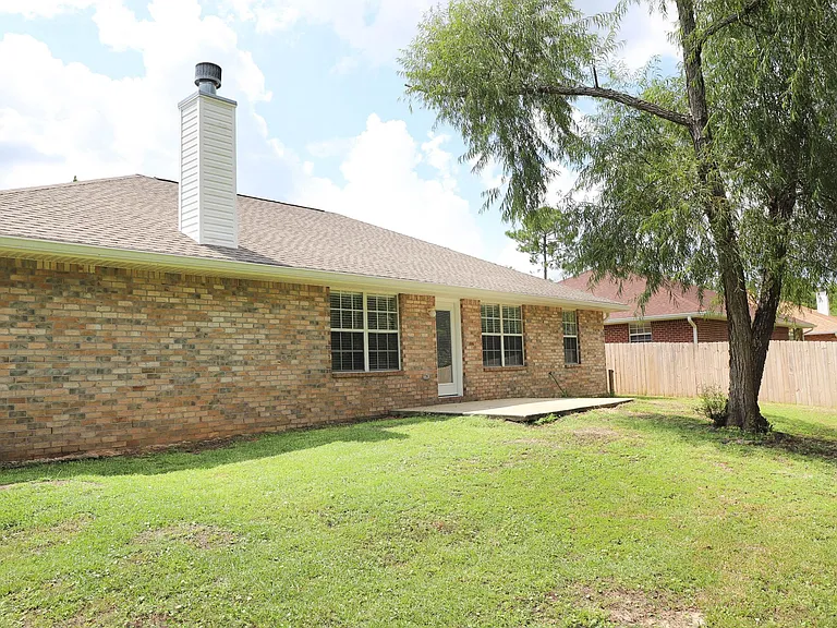 4892 Jaimee Leigh Dr — Photo 21