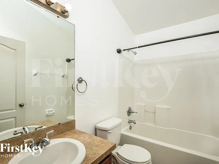 5455 Oro Valley Rd — Photo 13