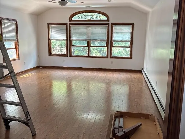 43 Martha Ave #2 — Photo 4