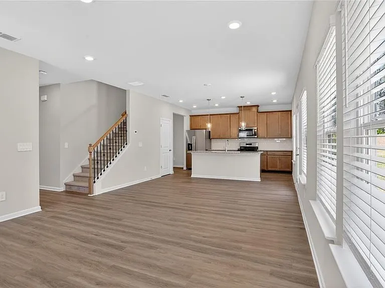 6929 Winchester Pl — Photo 15