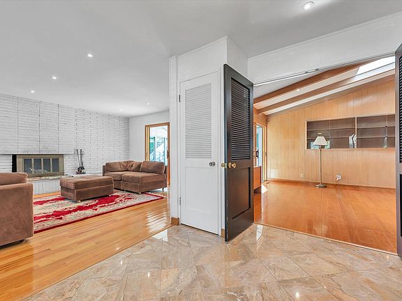 Entryway/Foyer