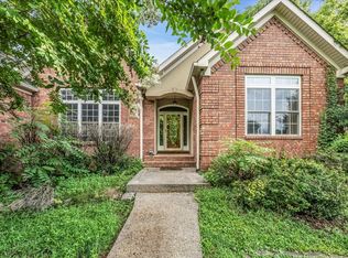 104 Breakwater N, Hendersonville, TN 37075