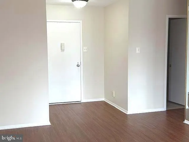 307 Yoakum Pkwy #310 — Photo 6