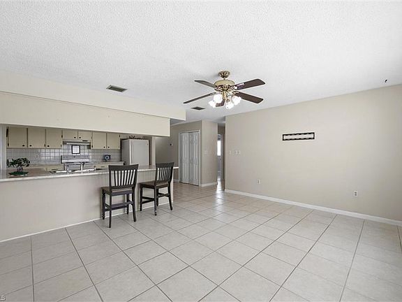 5th image of 4472 30th PL SW