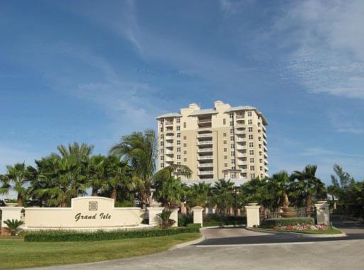 2nd image of 3702 N Highway A1A #702