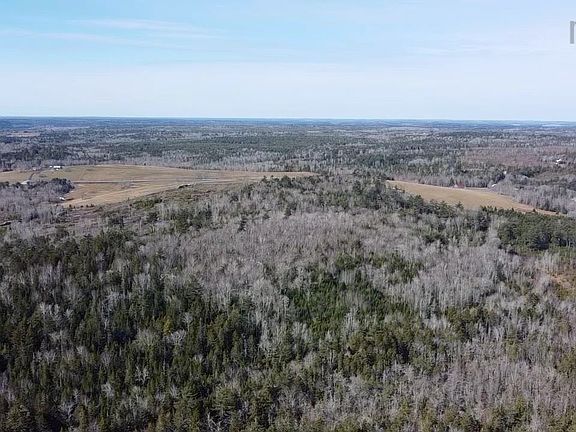 3rd image of 679 Waterloo Rd