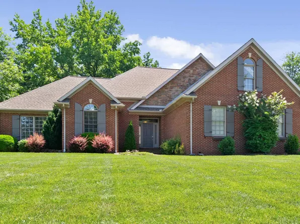 2088 Eaglewood Dr, Newburgh, IN 47630