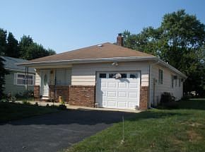 5th image of 16 Georgetown Dr