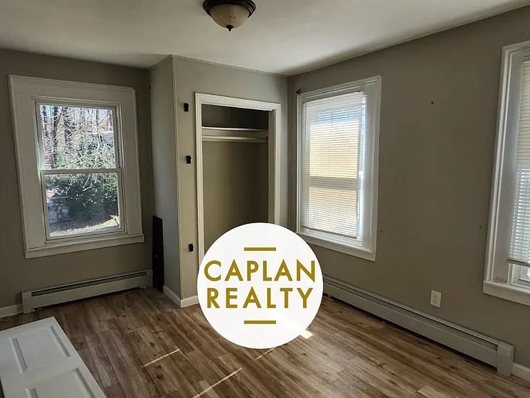 73 Chamberlain St #1F — Photo 3