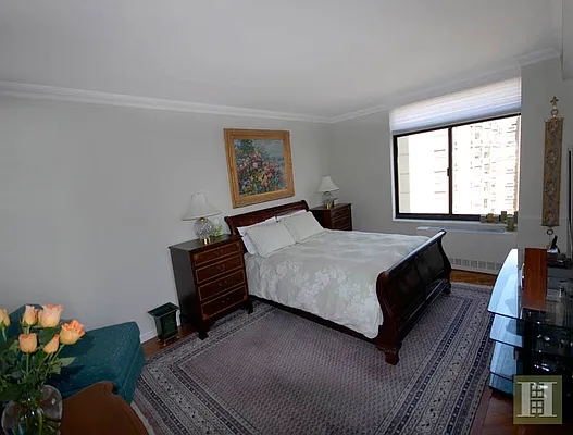 Sold by Halstead Real Estate | media 8