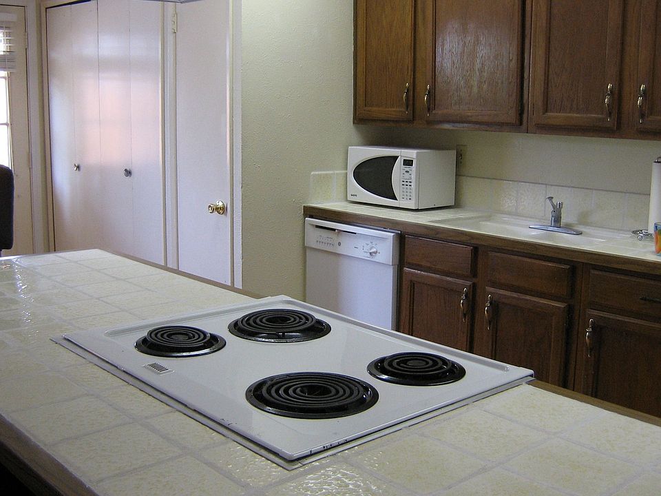 1st image of 533 Northridge Dr