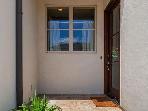 2nd image of 211 Edgehill Cir