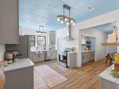 101 Central Ave, Perdido Key, FL, 32507