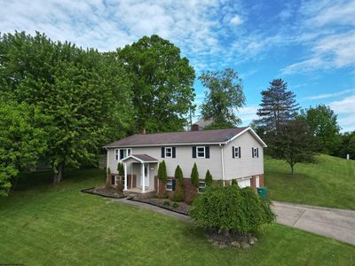 111 Brentwood Dr, Bridgeport, WV, 26330