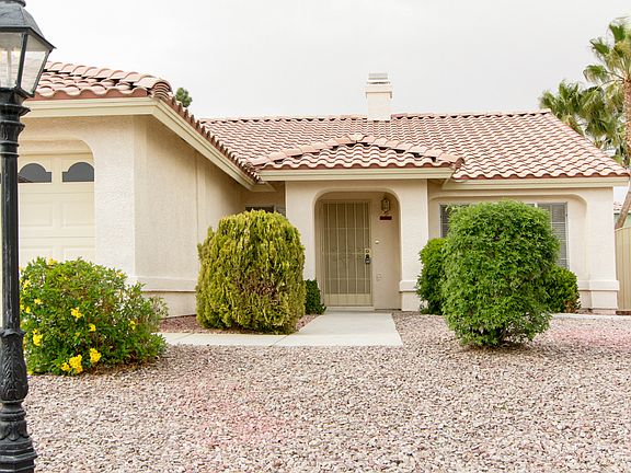3rd image of 8232 Fawn Brook Ct