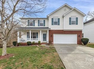 10752 Big Bear Dr, Charlotte, NC 28278
