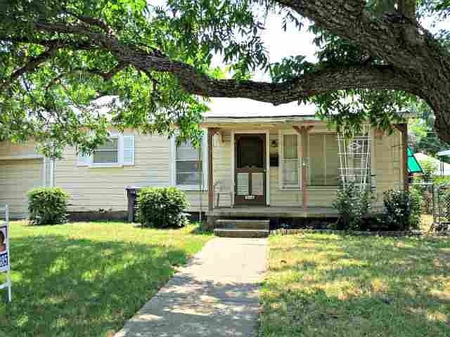 2nd image of 3116 Fadal Ave