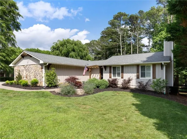 12815 Providence Rd, Alpharetta, GA 30009