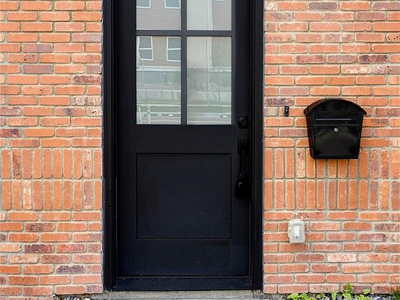 2nd image of 3404 W 17th Avenue