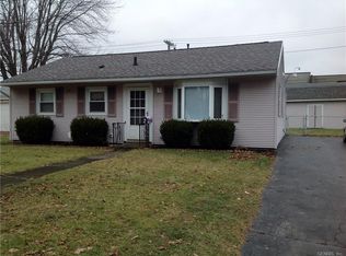 19 Beechcraft Dr, Rochester, NY 14606