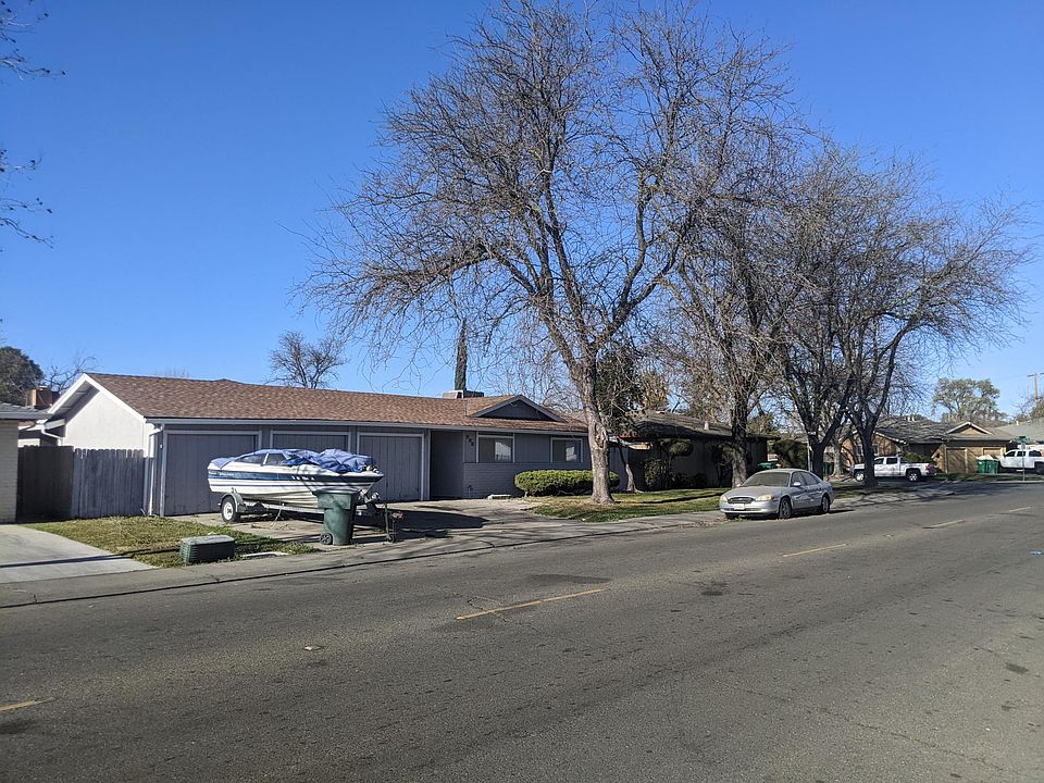 1st image of 13 E Iris Ave