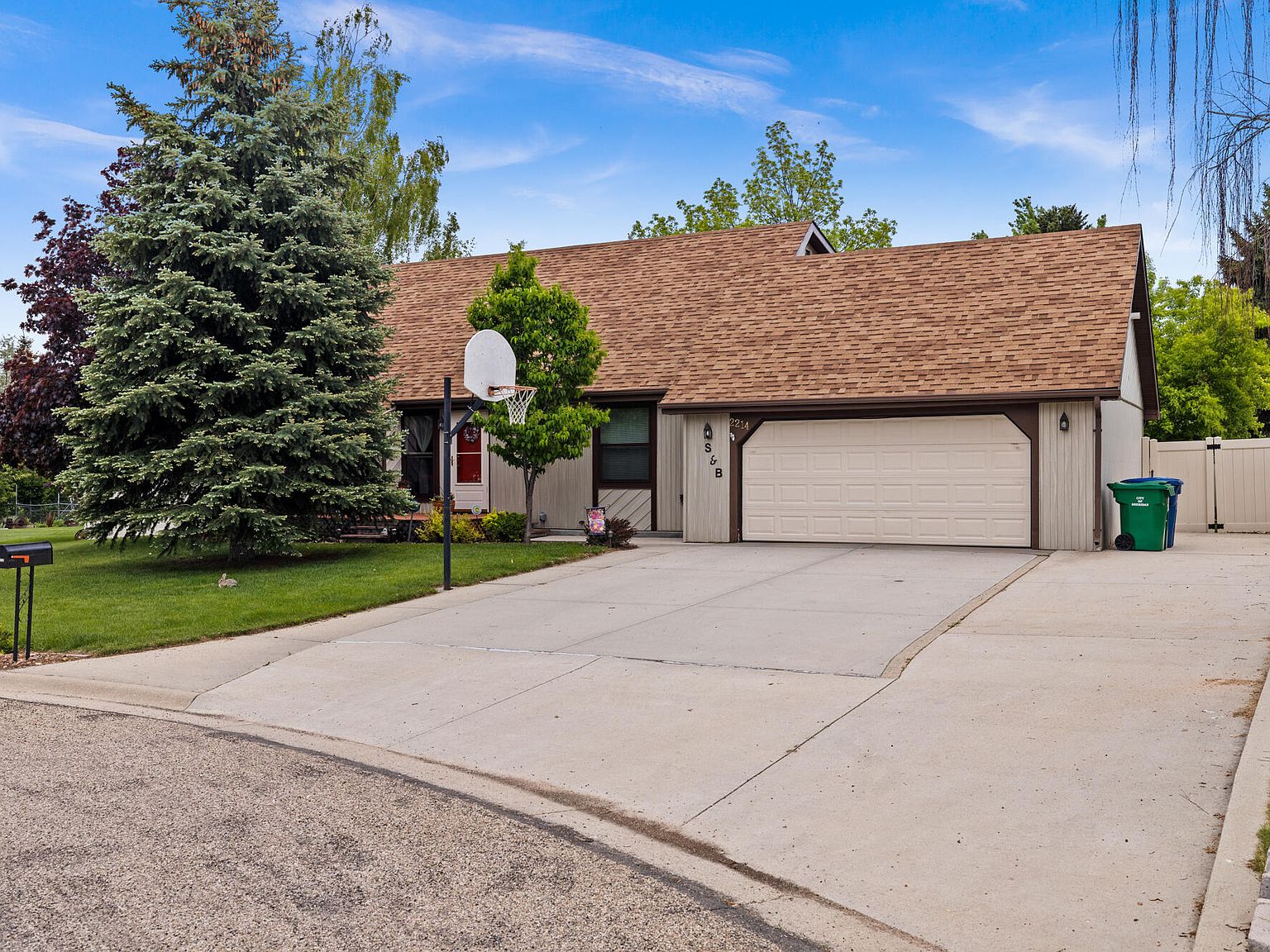 2214 Pima Dr, Sheridan, WY 82801 MLS 23564 Zillow