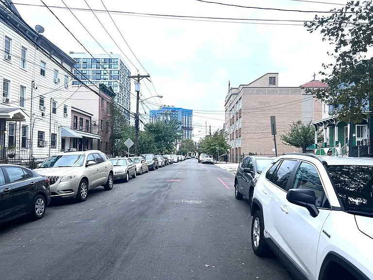 66 Tuers Ave #1D — Photo 11