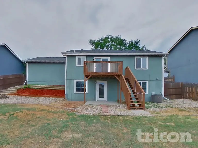 4318 Sunridge Dr — Photo 16