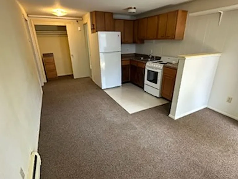 715 Palmer Ave — Photo 2